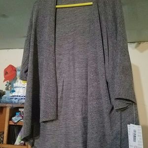 Small lularoe Lindsey